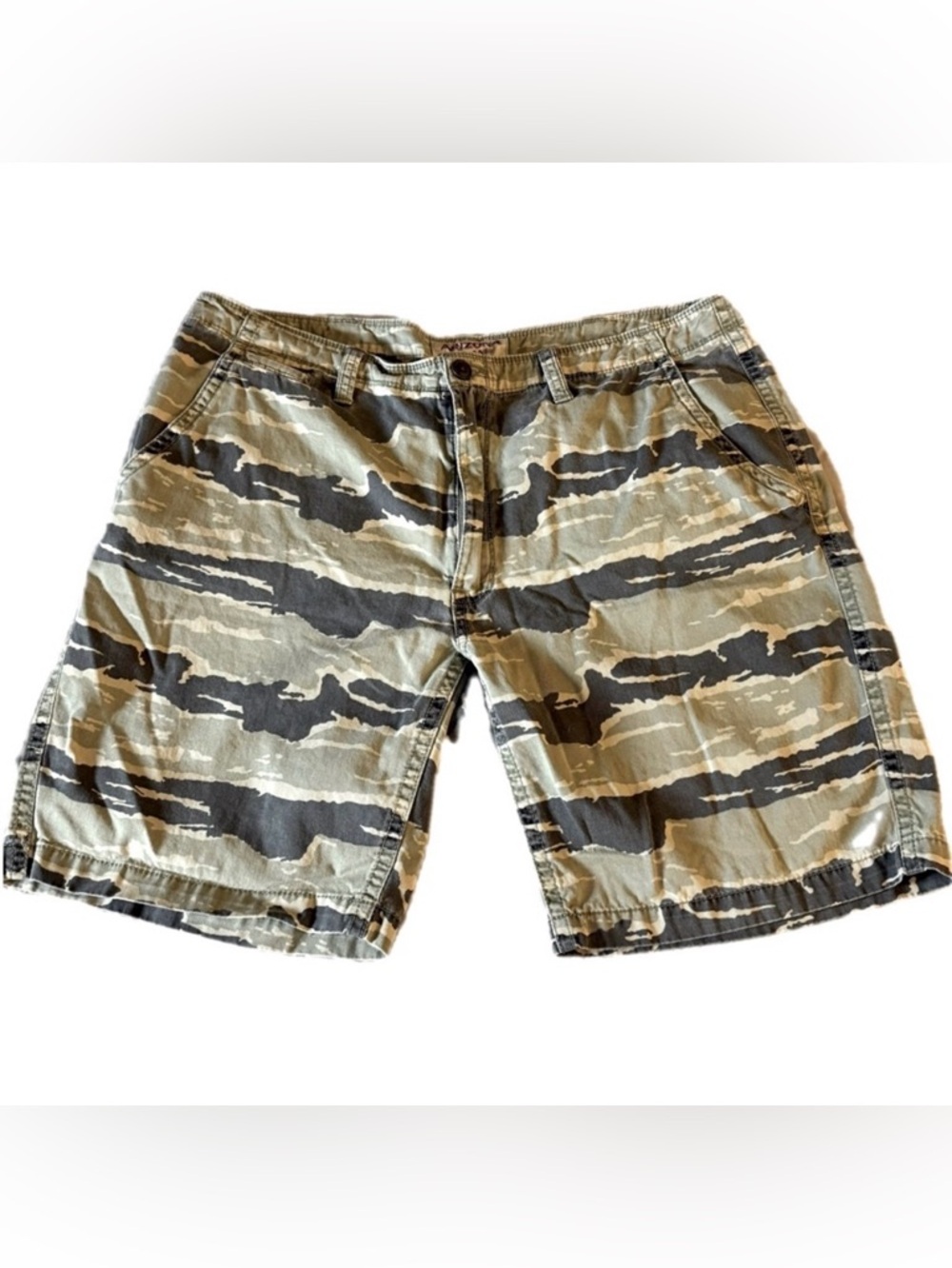 Arizona Jeans Co Camouflage Classic Fit Men’s Shorts Size 40